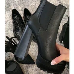 JLO JENNIFER LOPEZ Margy Platform Bootie Size 9 (NIB) Brand New, Never Been Worn